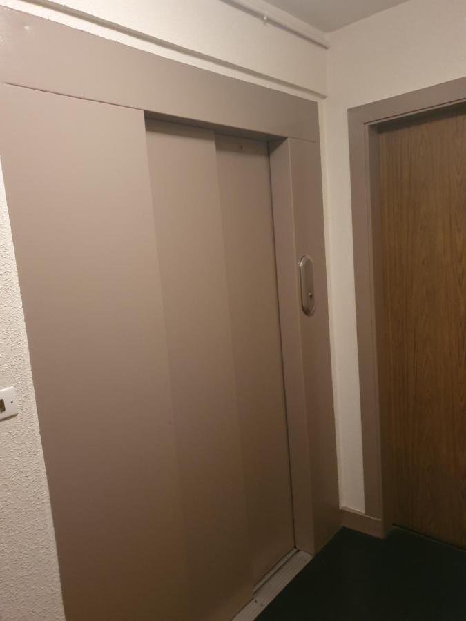 Dans Grand Appart De 113M2 Proche Paris Creil Esterno foto