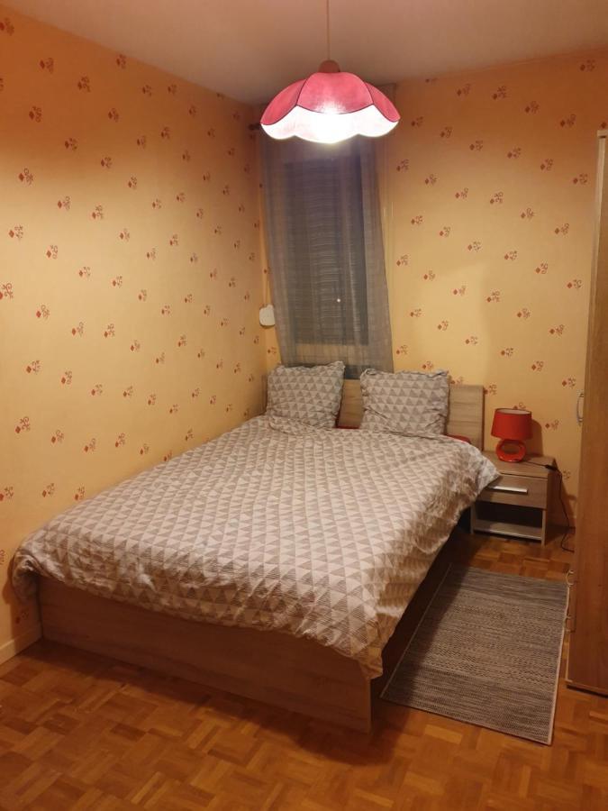 Dans Grand Appart De 113M2 Proche Paris Creil Esterno foto